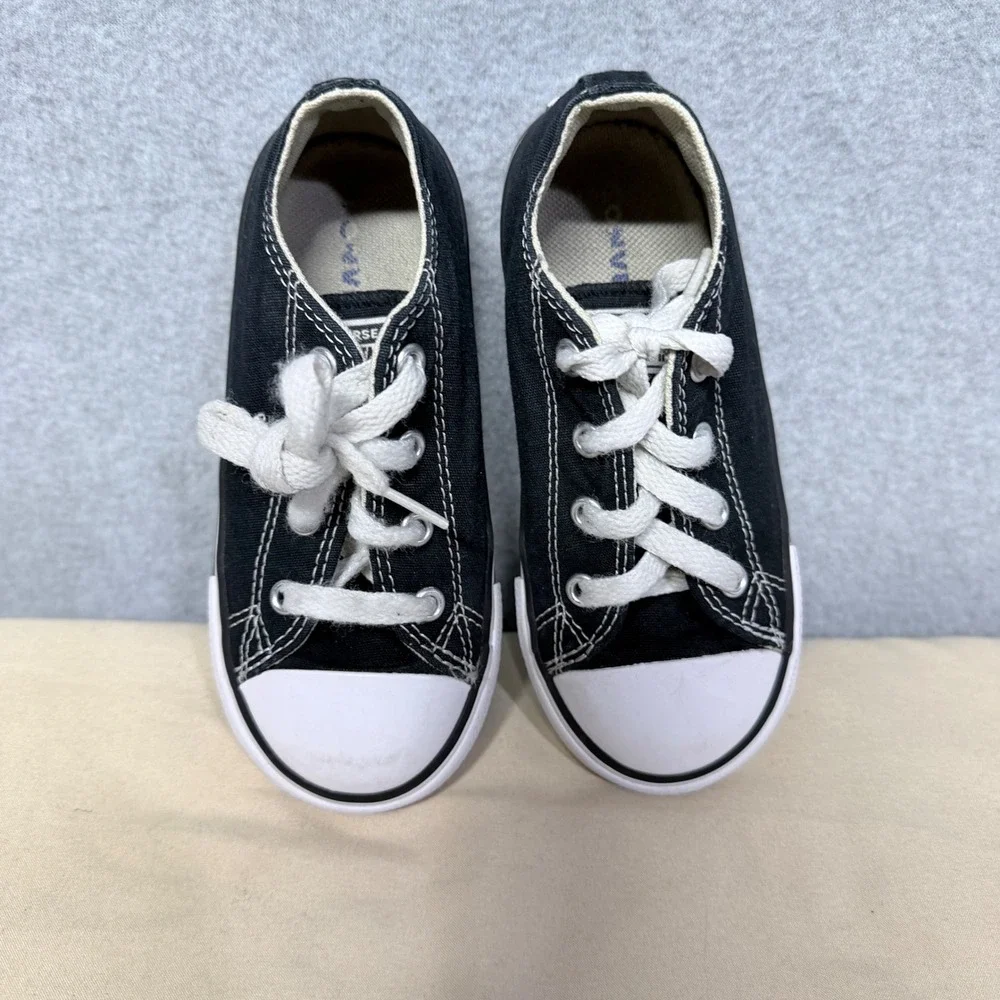Converse Chuck Taylor All Star Black Low Top Sneakers toddler Size 9
